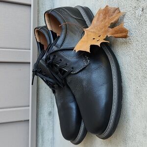 Clarks Black Leather Oxfords
